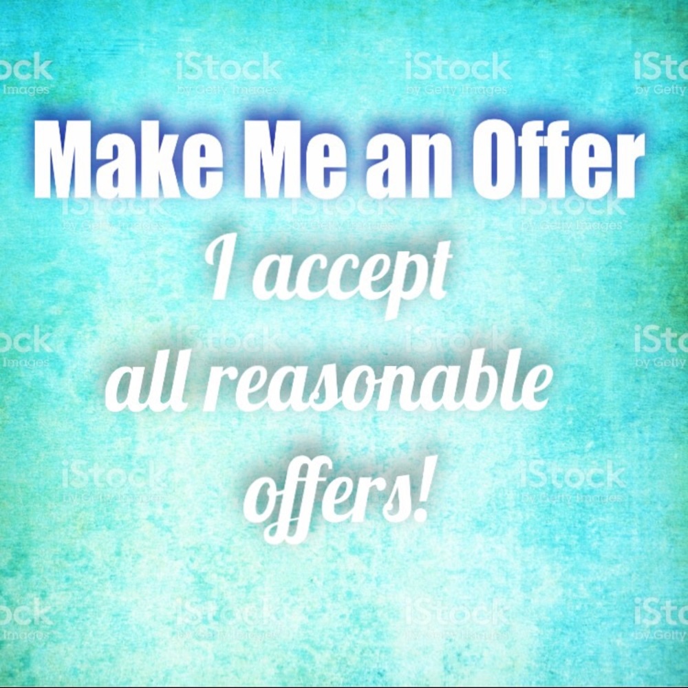‼️MAKE ME AN OFFER ‼️